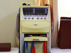 干渉電流型低周波治療器